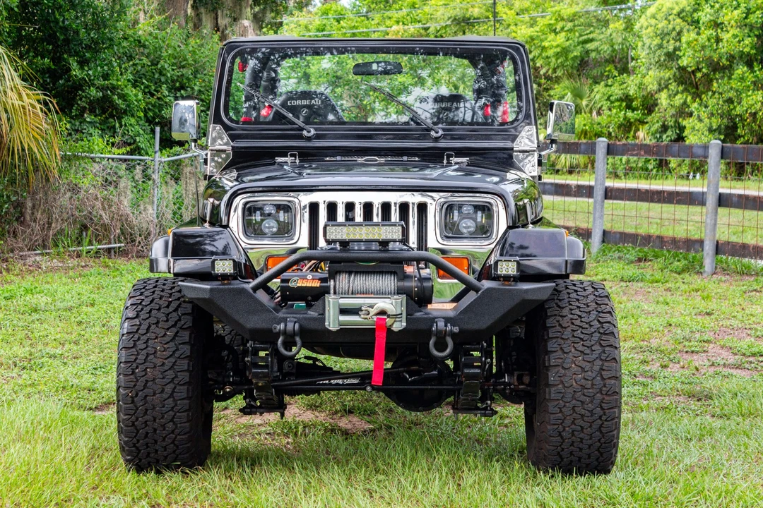 1993 Jeep YJ Wrangler - Image 10 of 31