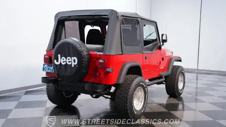 1993 Jeep YJ Wrangler - Image 12 of 31