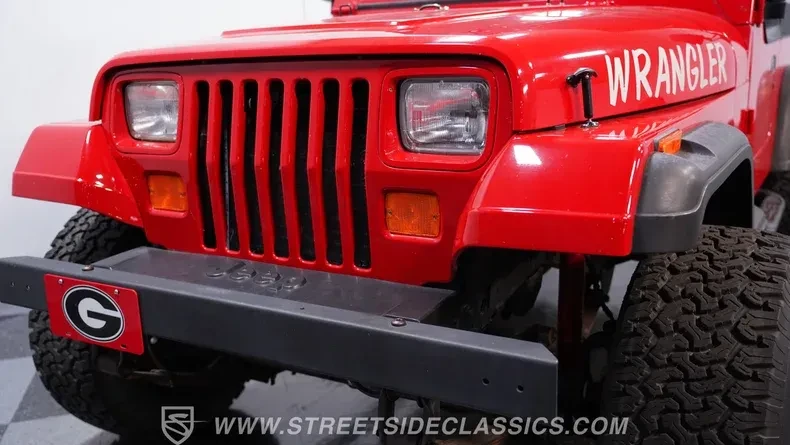 1993 Jeep YJ Wrangler - Image 10 of 31