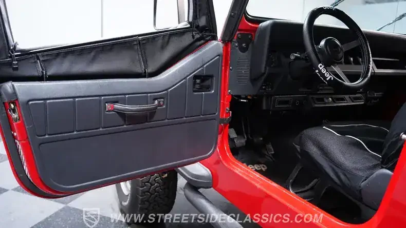 1993 Jeep YJ Wrangler - Image 26 of 31