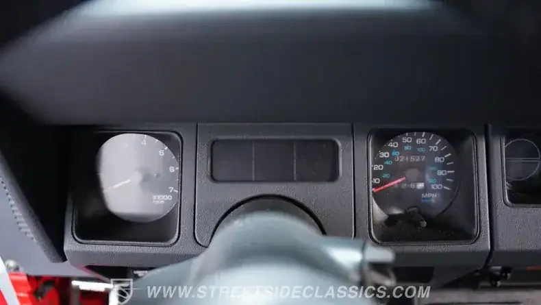 1993 Jeep YJ Wrangler - Image 19 of 31