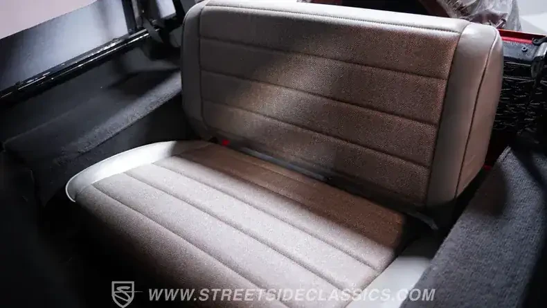 1993 Jeep YJ Wrangler - Image 15 of 31