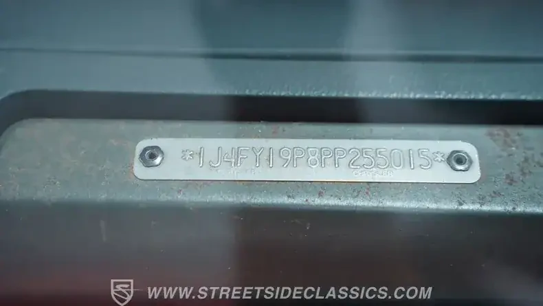 1993 Jeep YJ Wrangler - Image 30 of 31