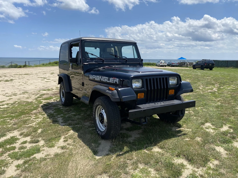 1993 Jeep YJ Wrangler - Image 27 of 31