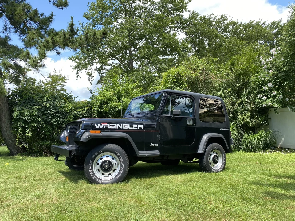 1993 Jeep YJ Wrangler - Image 12 of 31