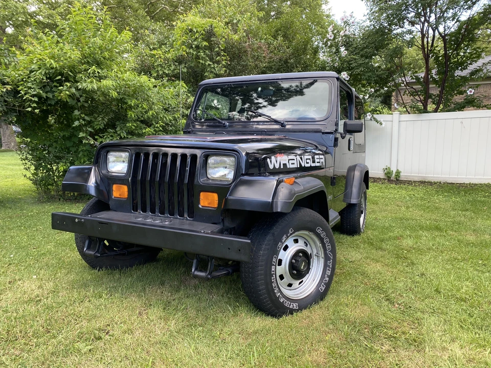 1993 Jeep YJ Wrangler - Image 8 of 31
