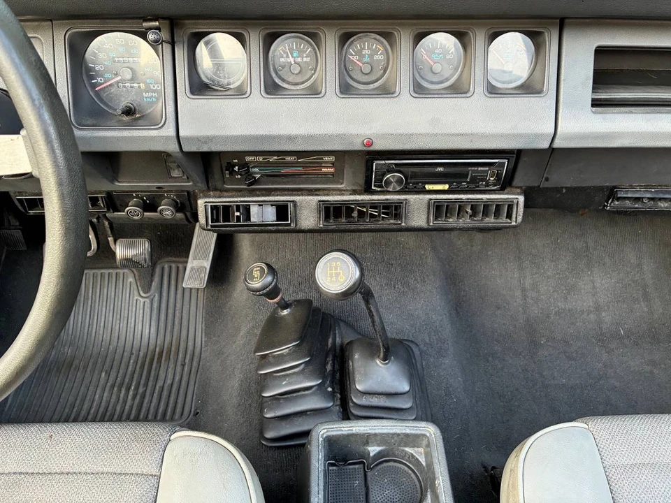 1993 Jeep YJ Wrangler - Image 7 of 17
