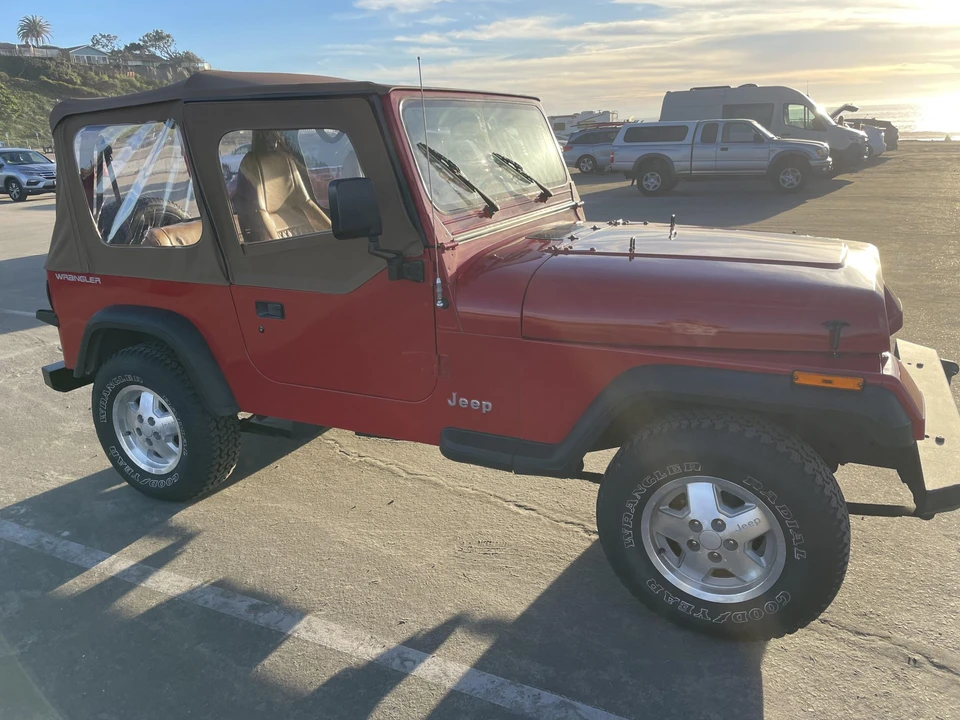 1993 Jeep YJ Wrangler - Image 7 of 31