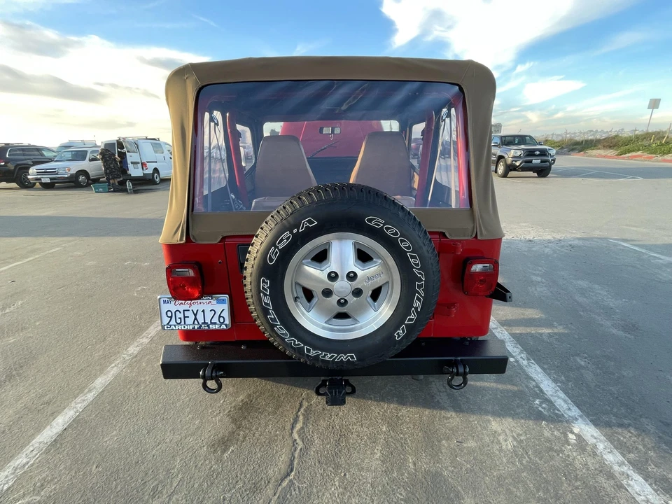 1993 Jeep YJ Wrangler - Image 9 of 31