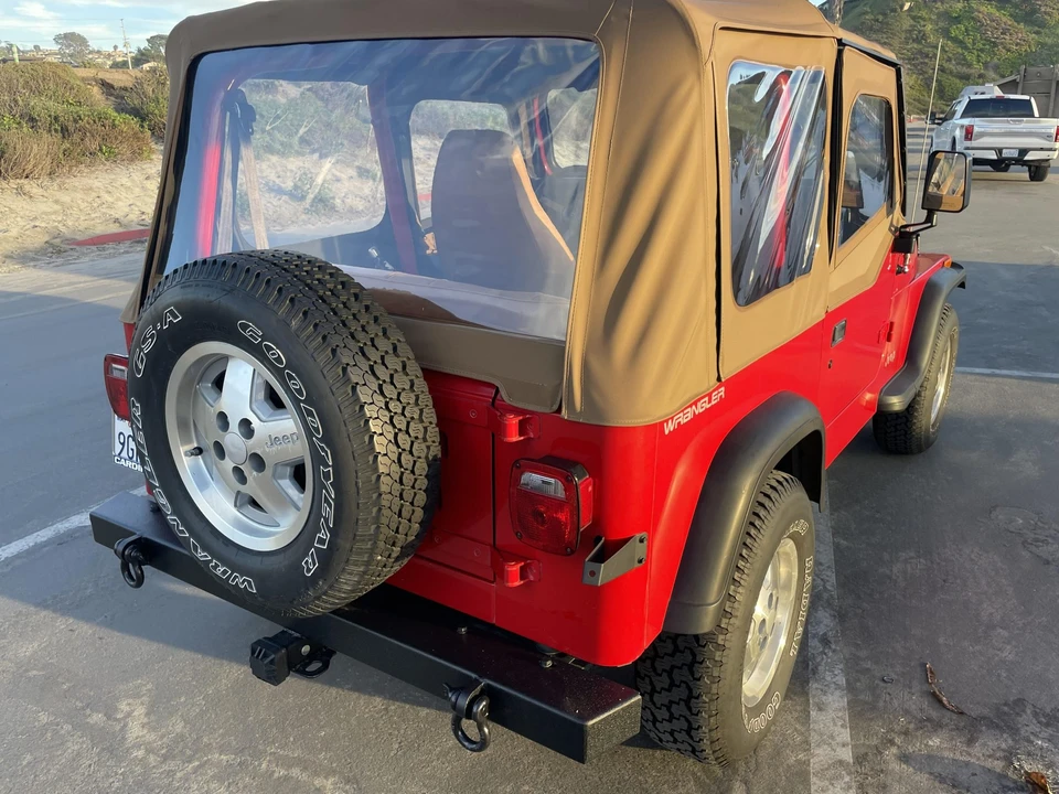 1993 Jeep YJ Wrangler - Image 25 of 31