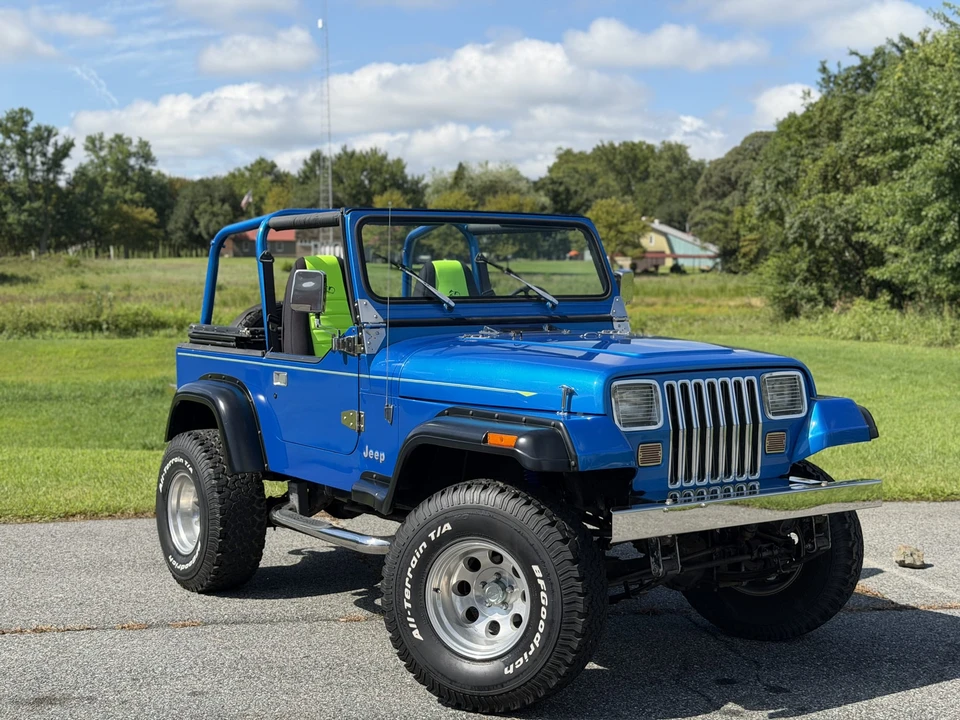 1993 Jeep YJ Wrangler - Image 13 of 31