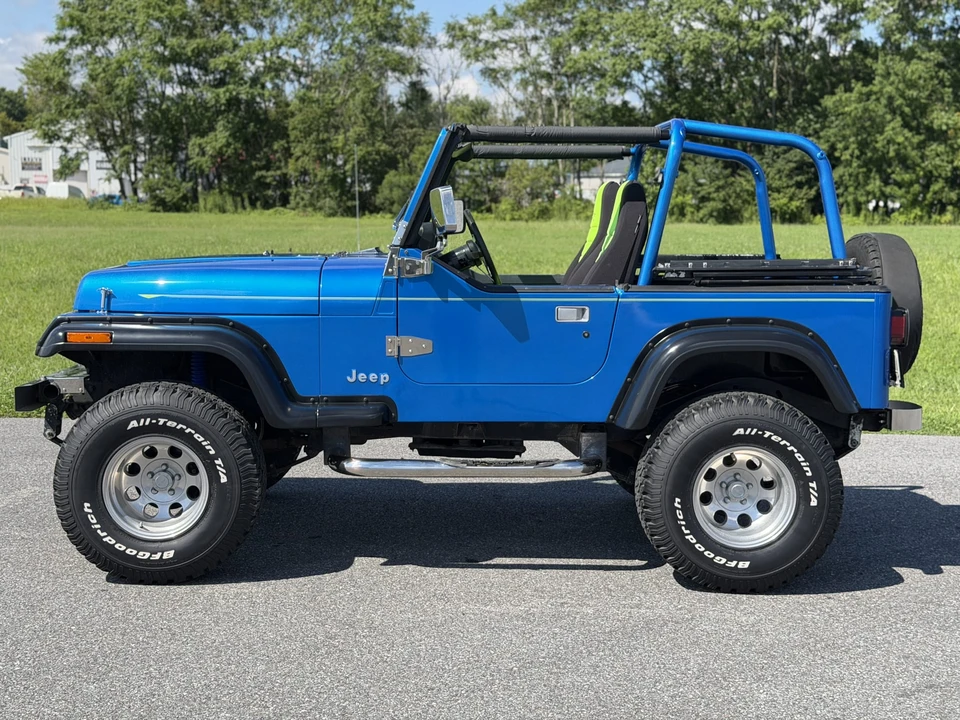 1993 Jeep YJ Wrangler - Image 27 of 31