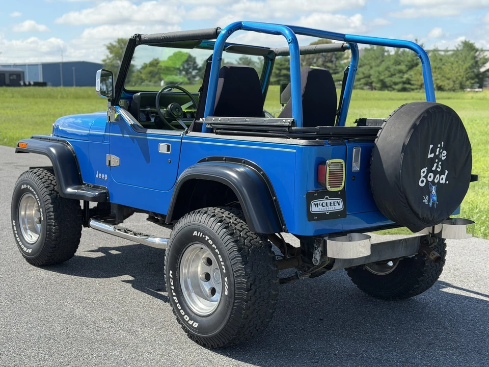 1993 Jeep YJ Wrangler - Image 21 of 31