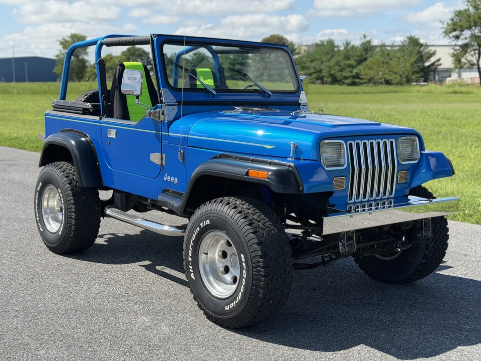 1993 Jeep YJ Wrangler - Image 14 of 31