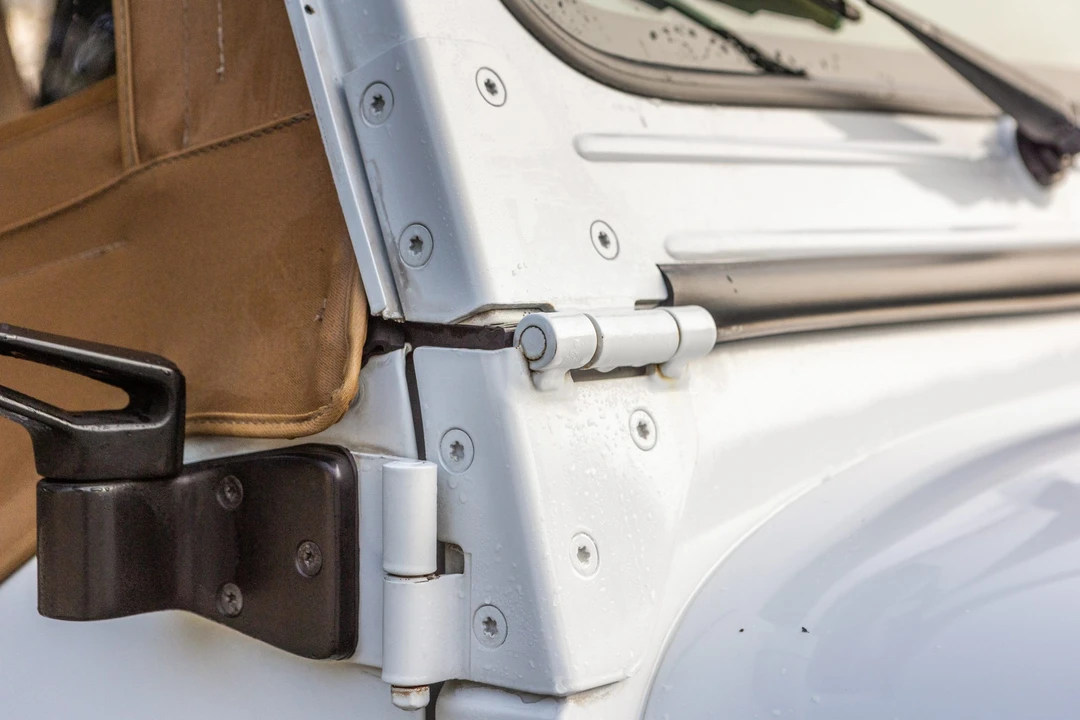 1993 Jeep YJ Wrangler - Image 22 of 31