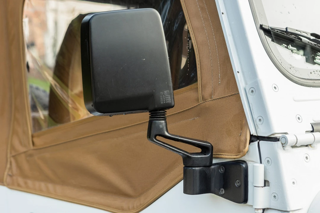1993 Jeep YJ Wrangler - Image 28 of 31