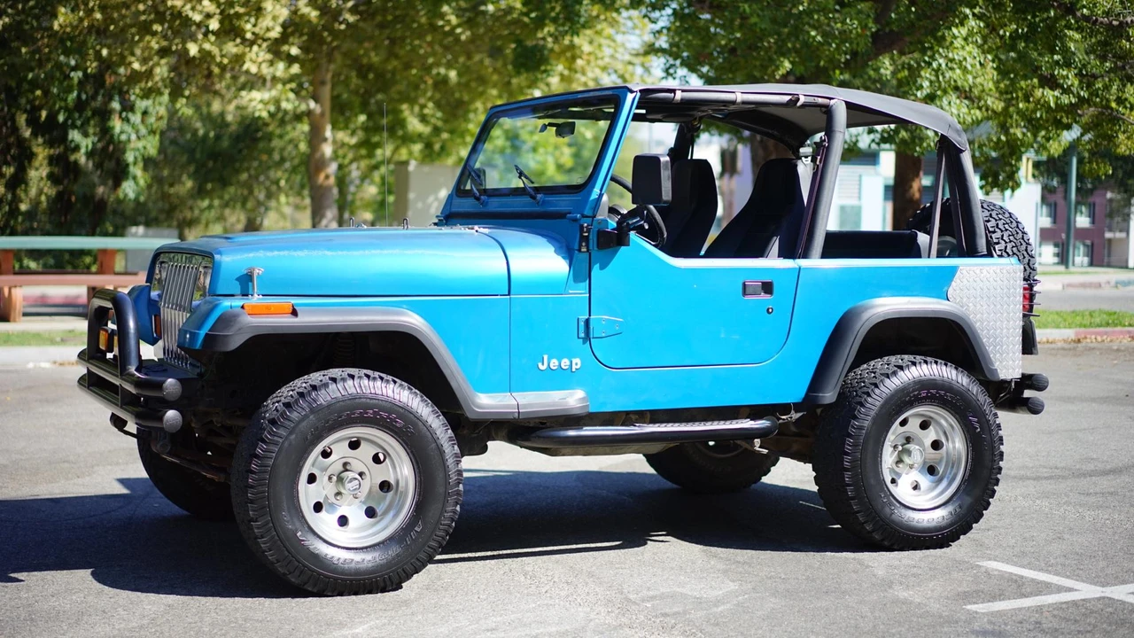 1993 Jeep YJ Wrangler - Image 2 of 31