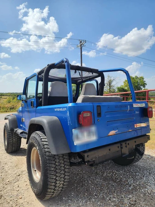 1993 Jeep YJ Wrangler - Image 4 of 12