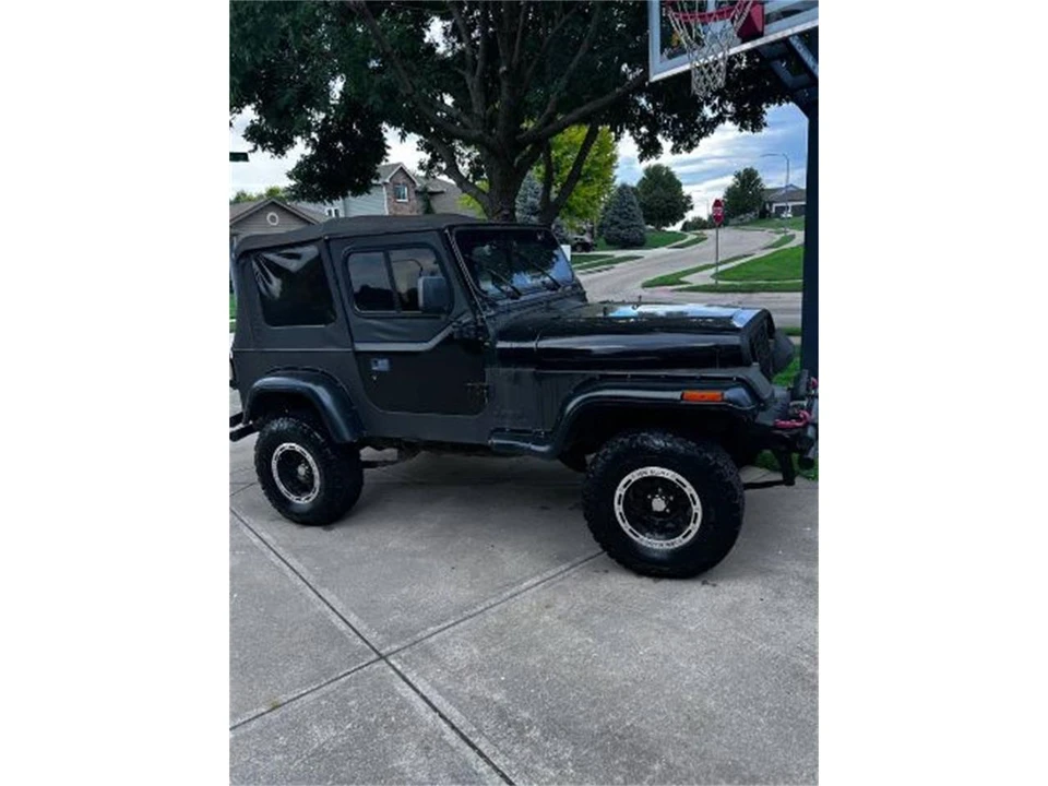 1993 Jeep YJ Wrangler - Image 2 of 16