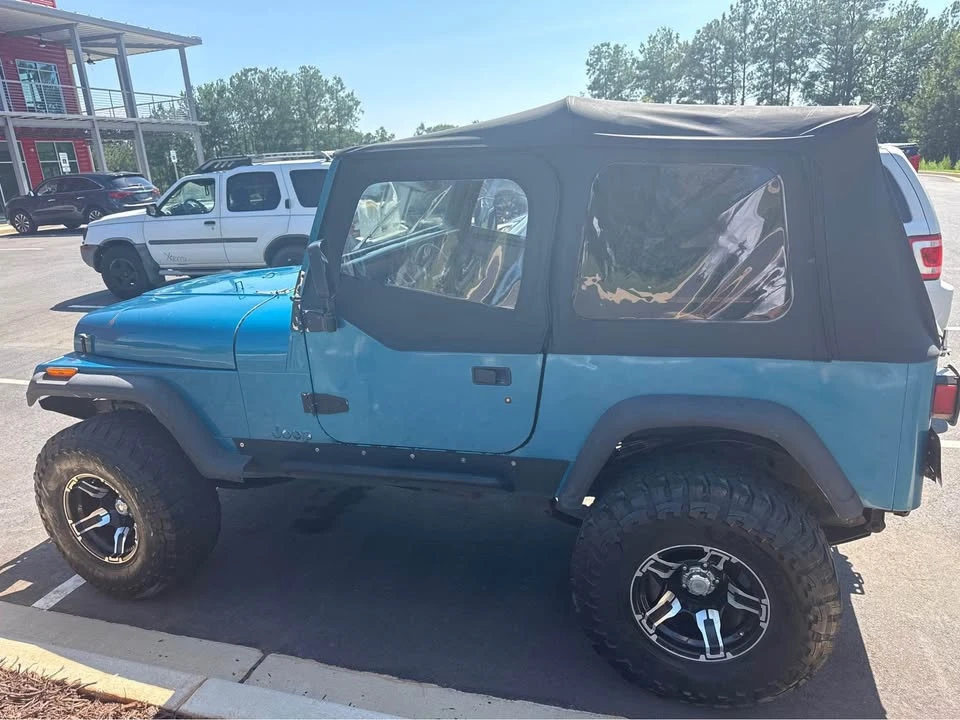 1993 Jeep YJ Wrangler - Image 4 of 6