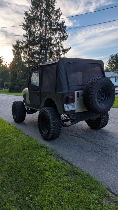 1993 Jeep YJ Wrangler - Image 4 of 14