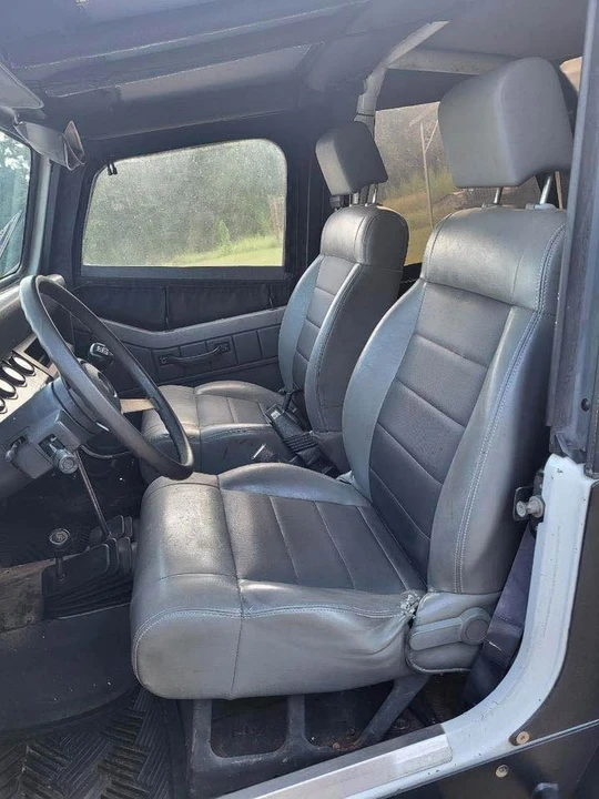 1993 Jeep YJ Wrangler - Image 6 of 9