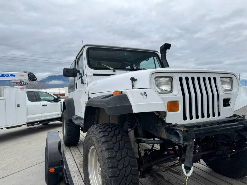 1993 Jeep YJ Wrangler - Image 7 of 9