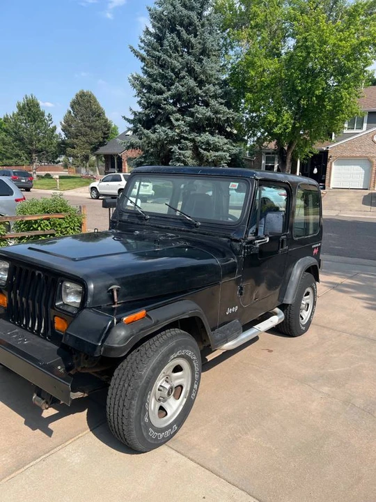 1993 Jeep YJ Wrangler - Image 5 of 5