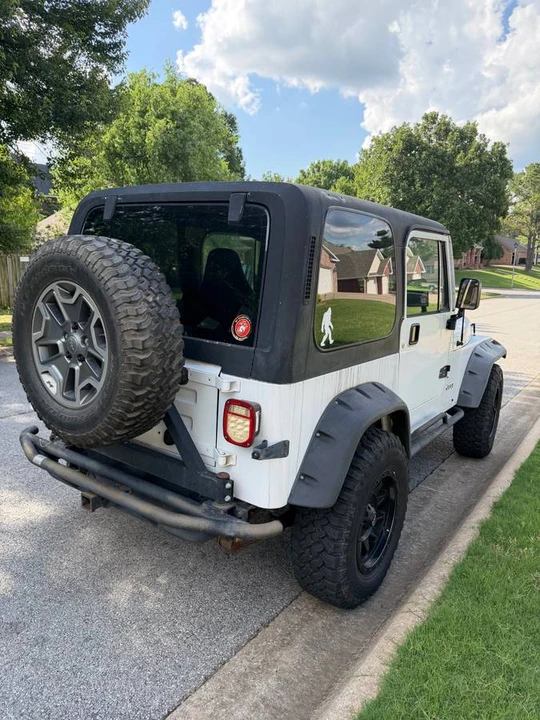 1993 Jeep YJ Wrangler - Image 4 of 4