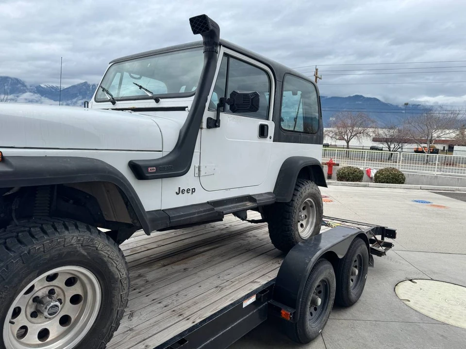1993 Jeep YJ Wrangler - Image 4 of 9