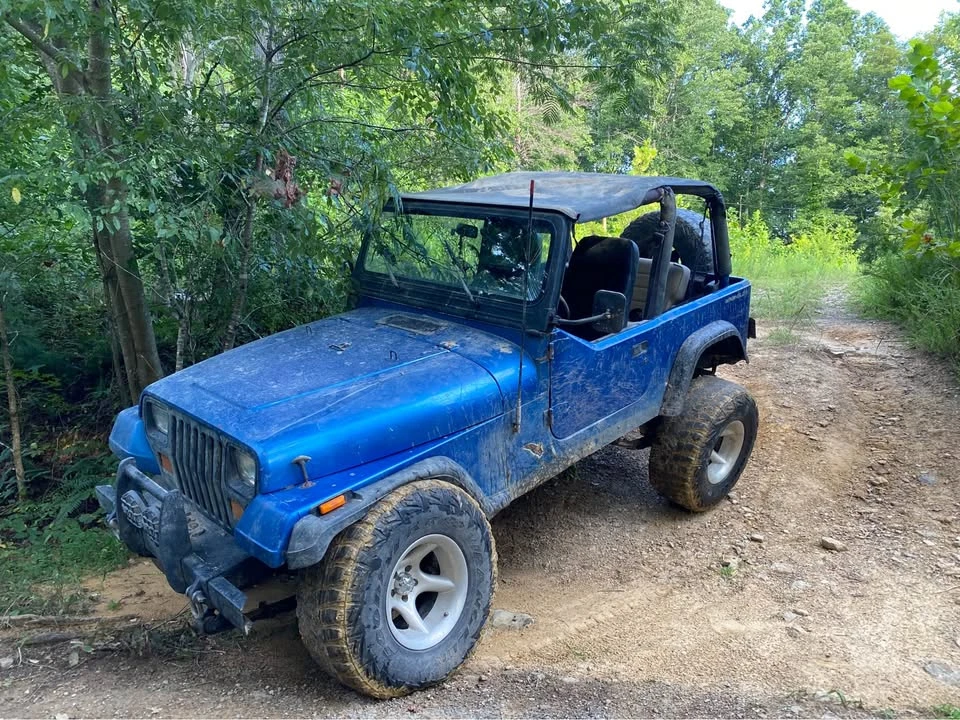 1993 Jeep YJ Wrangler - Image 2 of 5