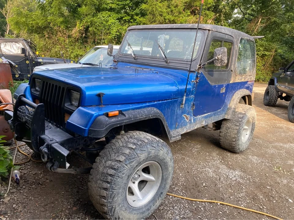 1993 Jeep YJ Wrangler - Image 5 of 5