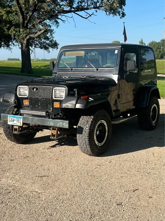 1993 Jeep YJ Wrangler - Image 2 of 11
