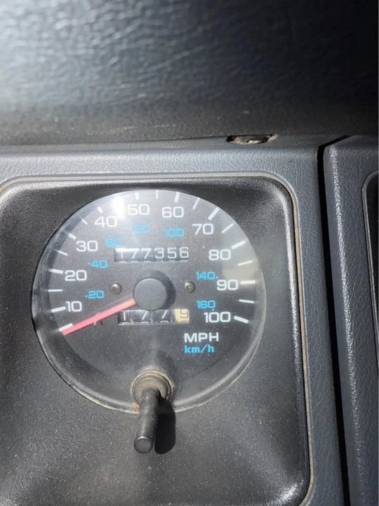 1993 Jeep YJ Wrangler - Image 10 of 12