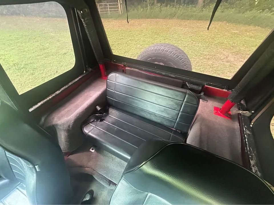 1993 Jeep YJ Wrangler - Image 8 of 9