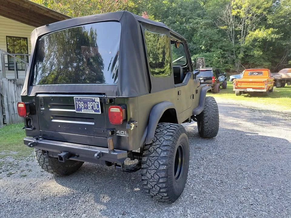 1993 Jeep YJ Wrangler - Image 9 of 15