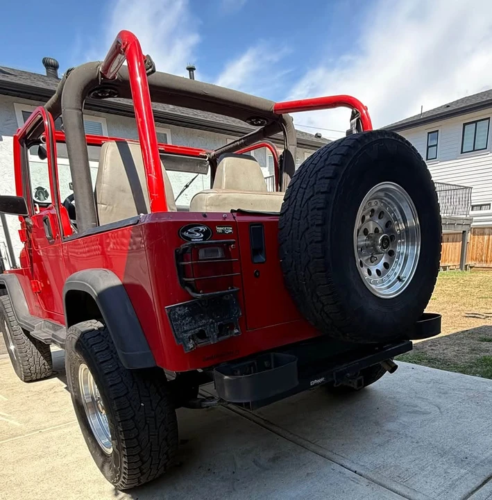 1993 Jeep YJ Wrangler - Image 6 of 11