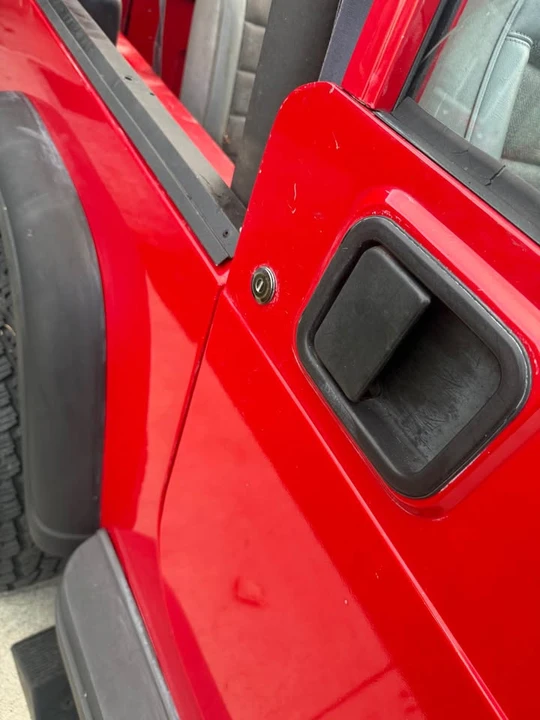1993 Jeep YJ Wrangler - Image 8 of 11