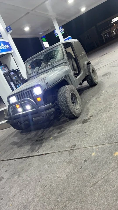 1993 Jeep YJ Wrangler - Image 2 of 10