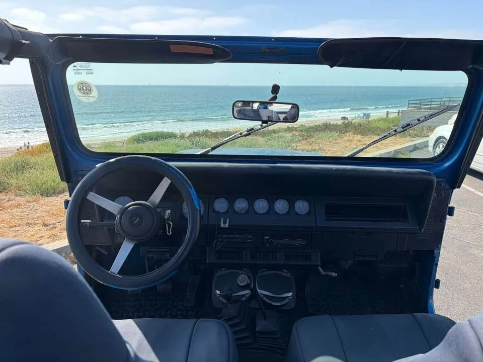 1993 Jeep YJ Wrangler - Image 8 of 10