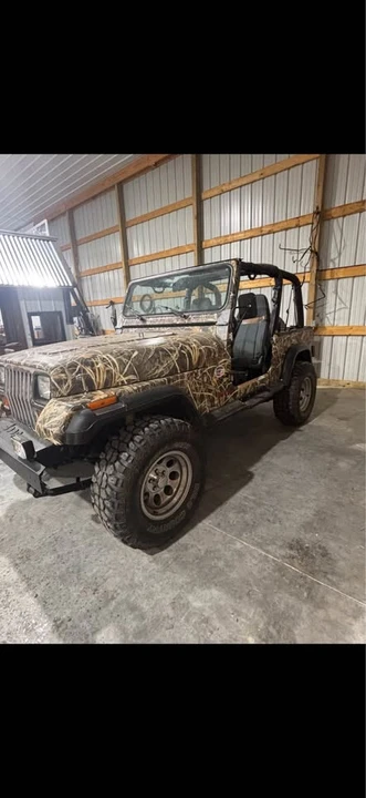 1993 Jeep YJ Wrangler - Image 2 of 3