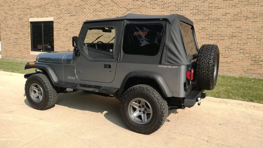 1993 Jeep YJ Wrangler - Image 10 of 12