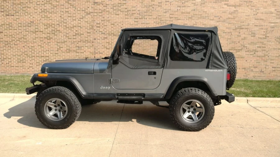 1993 Jeep YJ Wrangler - Image 11 of 12