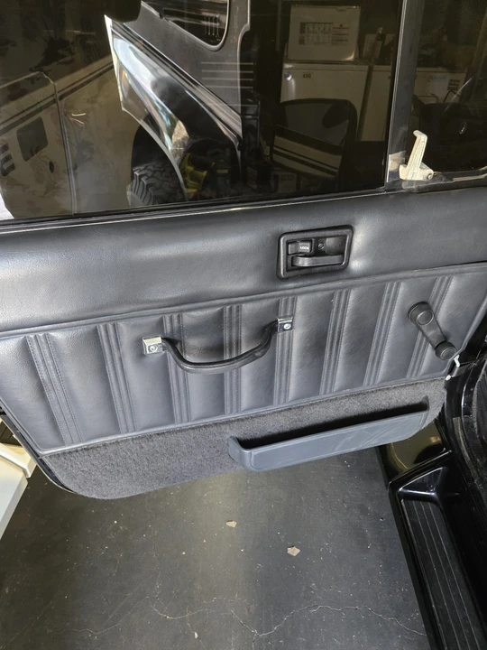 1993 Jeep YJ Wrangler - Image 15 of 15