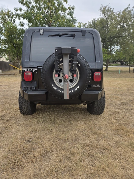1993 Jeep YJ Wrangler - Image 4 of 15