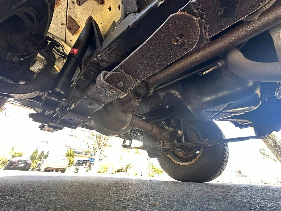 1993 Jeep YJ Wrangler - Image 17 of 20