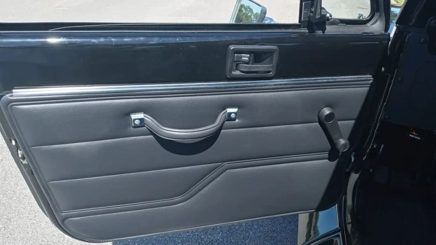 1993 Jeep YJ Wrangler - Image 3 of 13