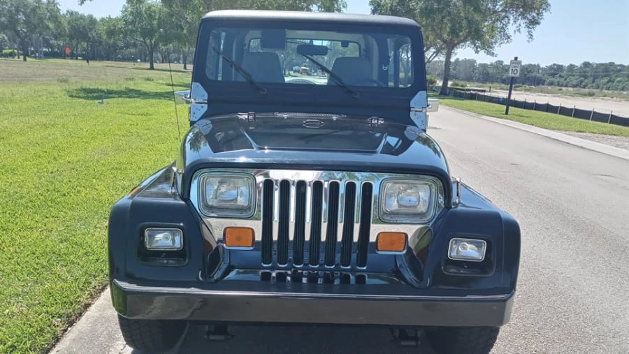 1993 Jeep YJ Wrangler - Image 9 of 13