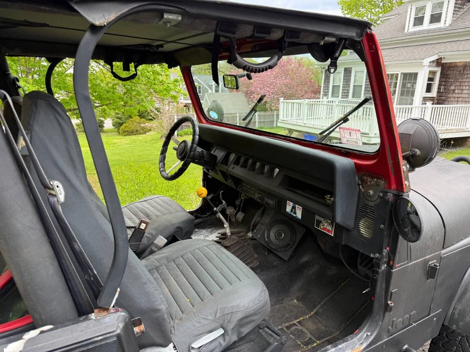 1993 Jeep YJ Wrangler - Image 3 of 5