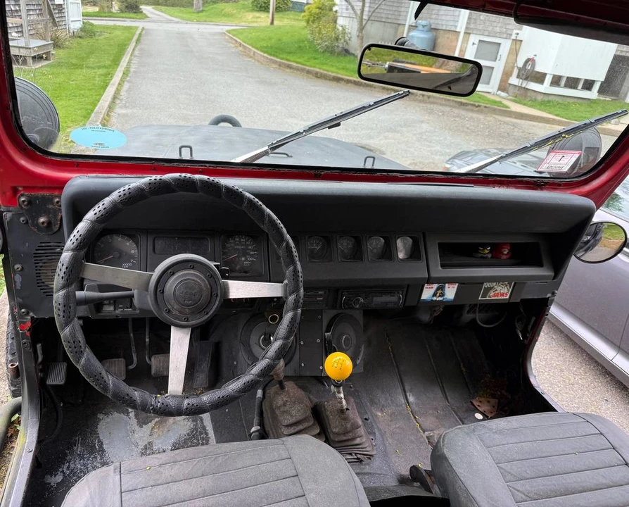 1993 Jeep YJ Wrangler - Image 5 of 5